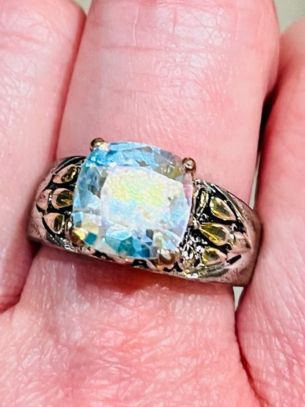 Vintage Two Tone Ring AB Crystal Cushion Stone Size 8.25 - Picture 2 of 12